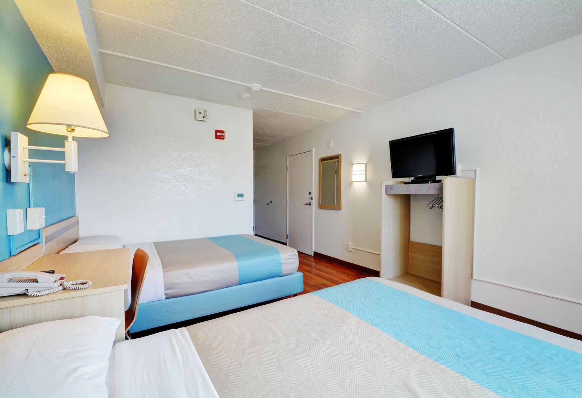 Motel 6-Newport, Ri Zewnętrze zdjęcie