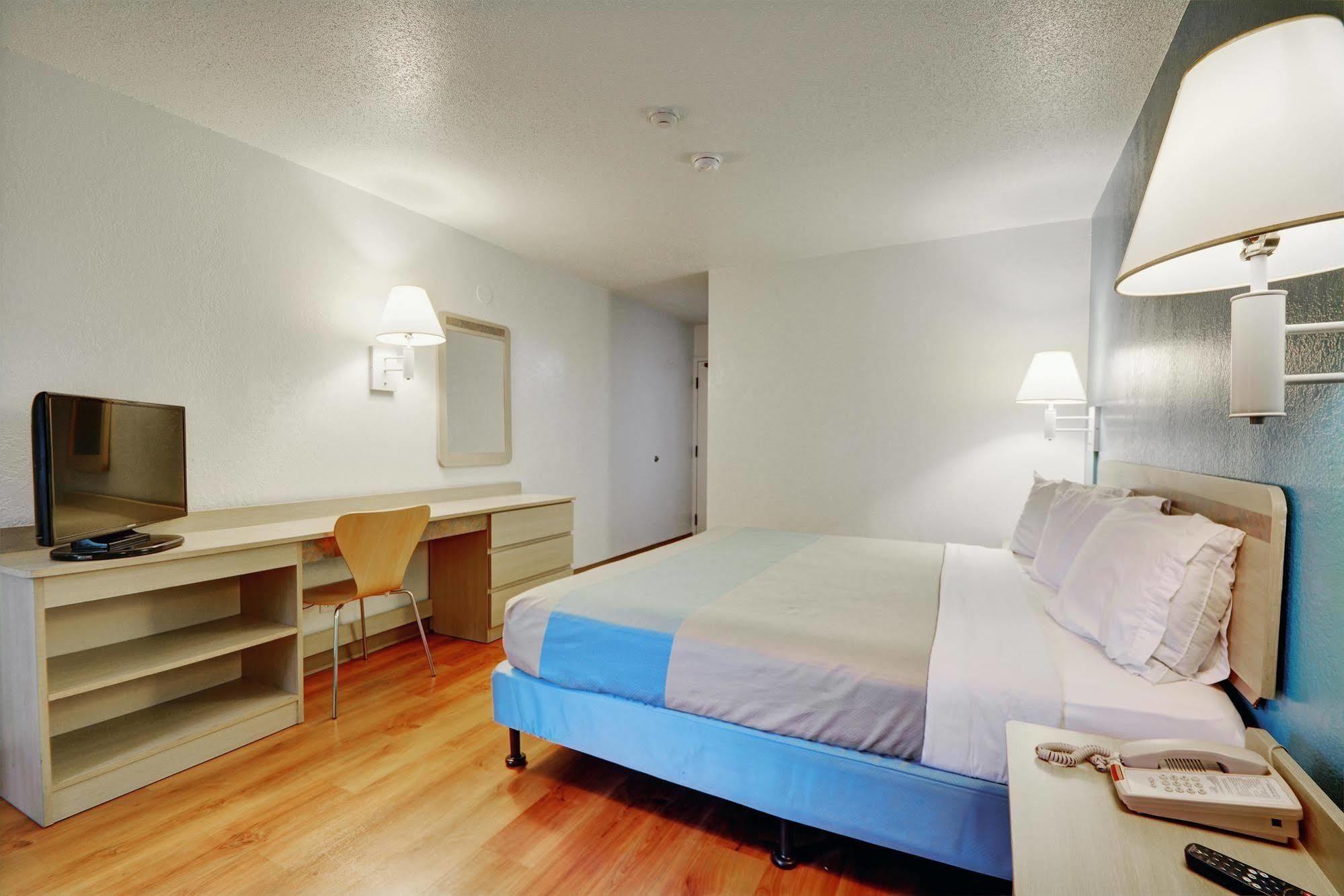 Motel 6-Newport, Ri Zewnętrze zdjęcie